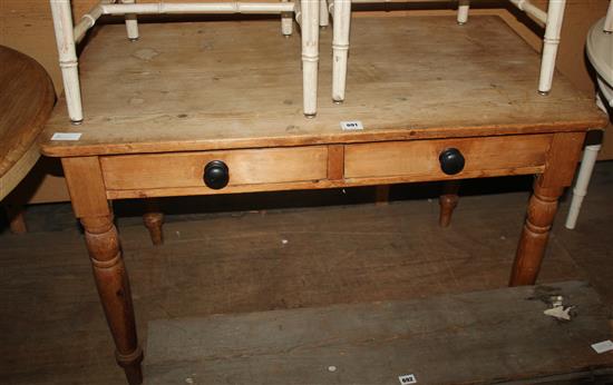 Pine 2 drawer farmhouse table(-)